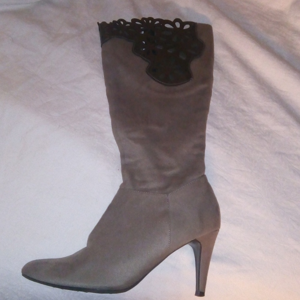 Taupe/greige heeled boots with lace-like cutout